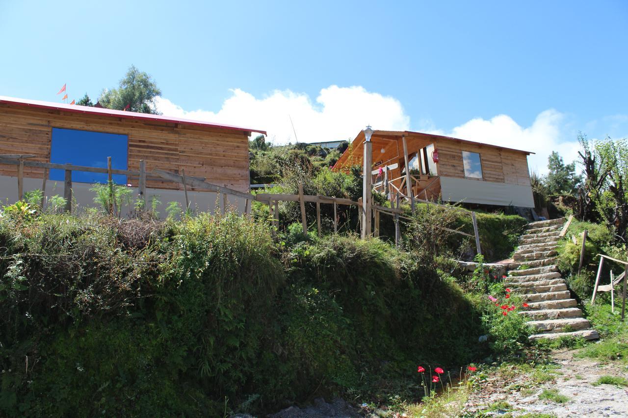 Blue Poppy Resorts Joshīmath Екстериор снимка