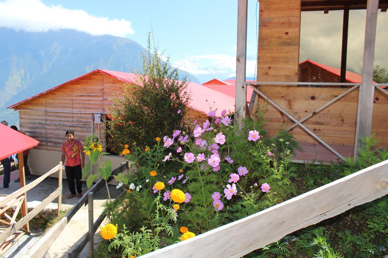 Blue Poppy Resorts Joshīmath Екстериор снимка