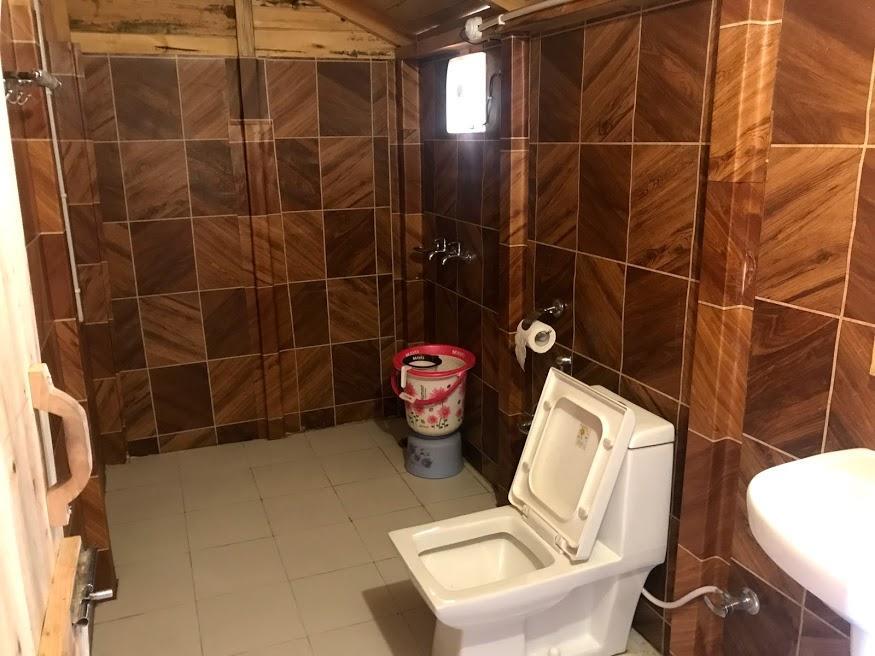 Blue Poppy Resorts Joshīmath Екстериор снимка